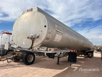 1996 Heil 9200 gal T/A Tanker Trailer