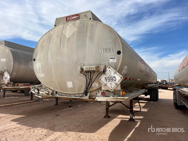 1991 Heil 9200 gal T/A Tanker Trailer