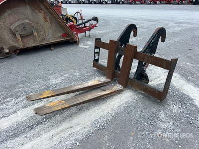 Cat 930M 53 in Wheel Loader Forks