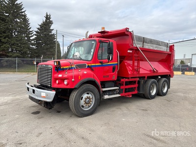 2010 Freightliner M2 106 6x4 Spreader Truck