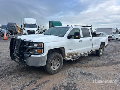 2017 Chevrolet 2500 4x4 Crew Cab ピックアップ