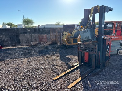1988 Raymond RA30TT 3000 lb Elektrische heftruck (Inoperable)