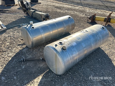 Quantity of (2) Fuel Tanks Divers - Fits Truck
