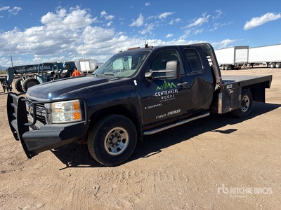 2009 Chevrolet Silverado 3500HD 4x4 Extended Cab Flatbed Truck (Inoperable)