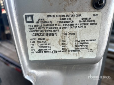 2005 GMC Sierra 3500 4x4 Crew Cab Pickup