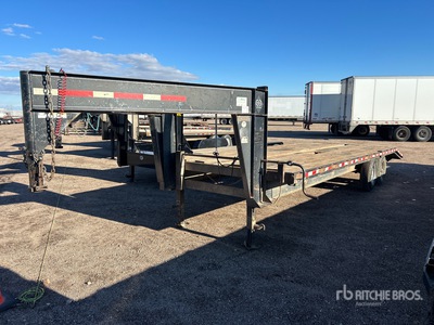 2007 Circle D 24 ft T/A Gooseneck トレーラー