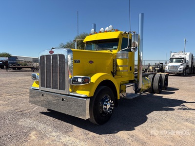 2022 Peterbilt 389 6x4 T/A Day Cab Truck Tractor