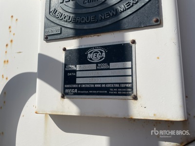 2005 Mega 12000 gal Water Tower