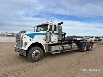 2005 Freightliner Classic 6x4 Sleeper Texas Bed Winch Truck