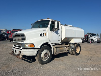 2001 Sterling 2000 gal 4x2 Ciężarówka na wodę