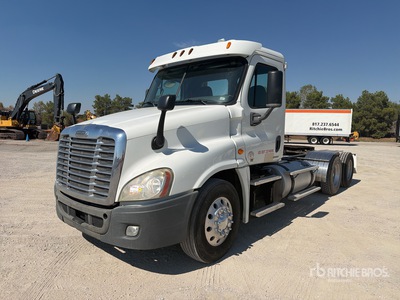 2012 Freightliner 6x4 T/A Day Cab Truck Tractor