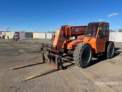 2014 JLG 8042 Ładowarka teleskopowa