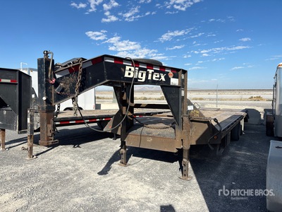 2014 Big Tex 10000 lb 20 ft T/A Gooseneck Equipment Trailer