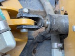 Hydraulics with Bar Lift Cylinders