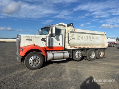 2009 Kenworth W900 8x4 T/A Dump Truck