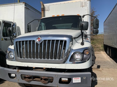 2020 International HV613 Van Truck