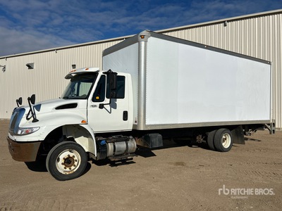 2016 International 4300 4x2 Van Truck