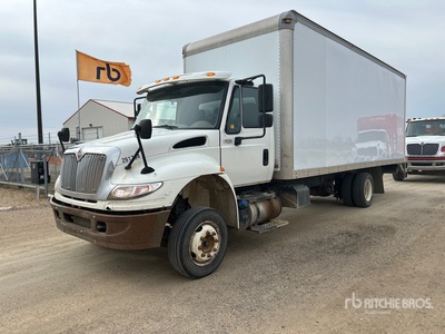 2016 International 4300 4x2 Van Truck
