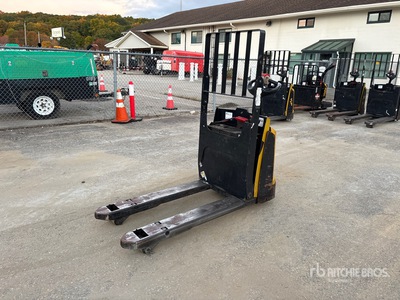 2022 Yale MPB045VG 4510 lb Electric Wózek paletowy