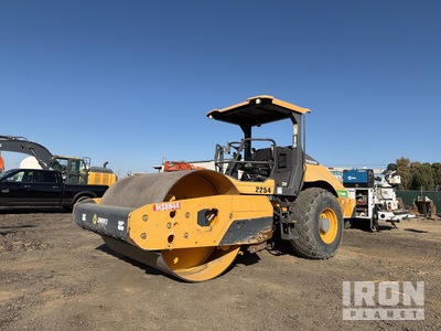 2016 Volvo SD115FB Smooth Drum Compactor
