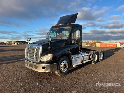 2018 Freightliner Cascadia 125 6x4 T/A Day Cab Truck Tractor