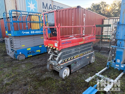 2014 Skyjack SJIII 3226 Electric Piattaforma aerea verticale