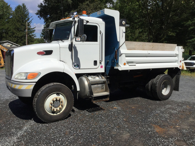 2010 Peterbilt 337 S/A Dump Truck