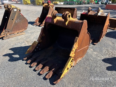 54 in Digging Excavator Bucket - Fits Cat 320