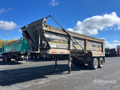 2008 Larochelle 26 ft T/A End Dump Trailer