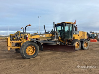 2006 John Deere 770D Równiarka silnikowa