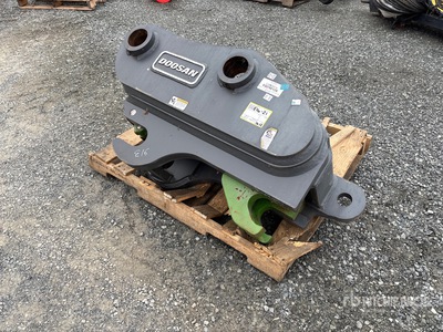 Develon QC-100H1G3-321 Excavator Coupler