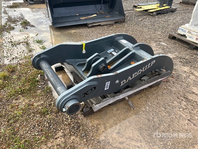 Daequip HE300 Excavator Thumb - Fits Doosan DX300