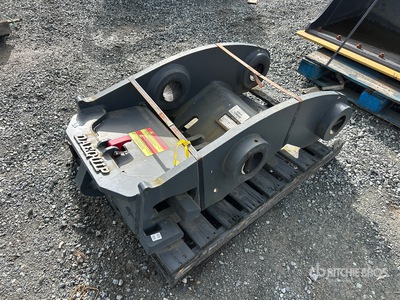 Daequip HE300 Hydraulic Excavator Coupler (Unused)