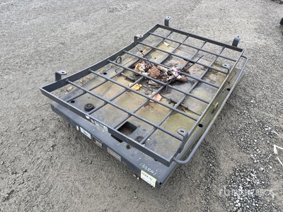 Accurate 64 in Cab Guard Varios, accesorio para excavadora