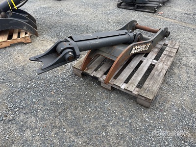 Accurate 52 in Hydraulic Excavator Thumb