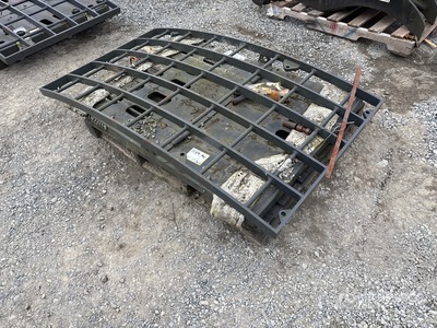 Daequip HE120 68 in Cab Guard Varios, accesorio para excavadora