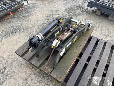 Geith 38 in Hydraulic Excavator Thumb (Unused)