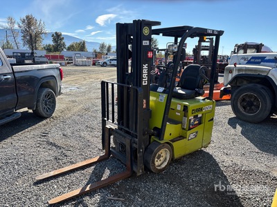 Clark TMX15S 2500 lb Cushion Tire Forklift