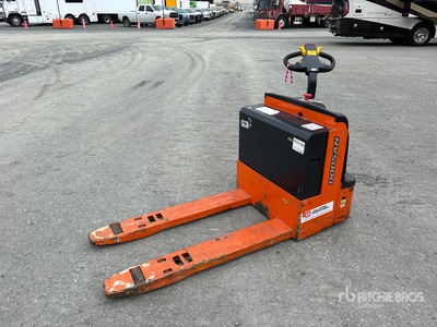 Doosan BW235-7 4500 lb Electric Palettenheber