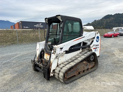 2015 Bobcat T550 Two-Speed Oruga cargadora compacta