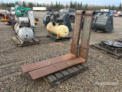 60 in Lift Truck Forks