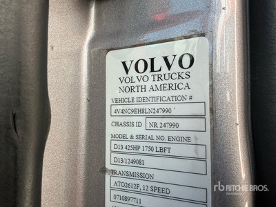 2020 Volvo VNL670 6x4 トラックトラクター（T/A）