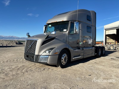 2020 Volvo VNL670 6x4 T/A Sleeper Truck Tractor