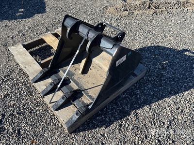 Bobcat 24 in Digging Excavator Bucket (Unused)