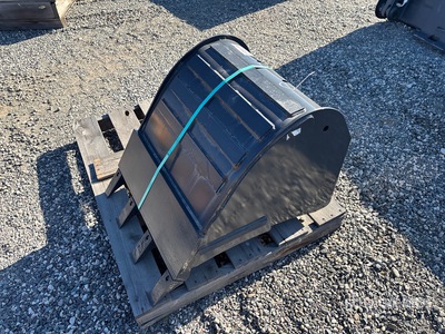 Bobcat 24 in Digging Excavator Bucket (Unused)