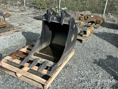 Geith H11-0600 24 in Digging Excavator Bucket (Unused)