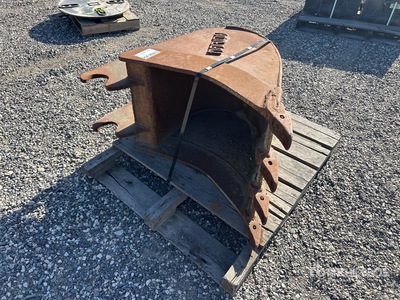 Marion 24 in Digging Excavator Bucket