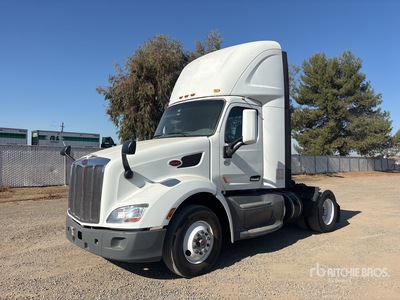 2019 Peterbilt 579 4x2 S/A Day Cab Truck Tractor