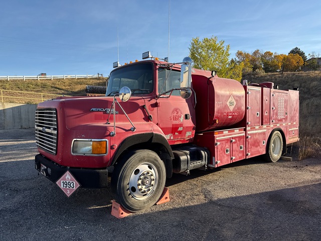 1995 Ford L9000 1000 gal 4x2 Fuel and Lube Truck