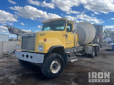 2013 IH Paystar 6x4 Mixer Truck